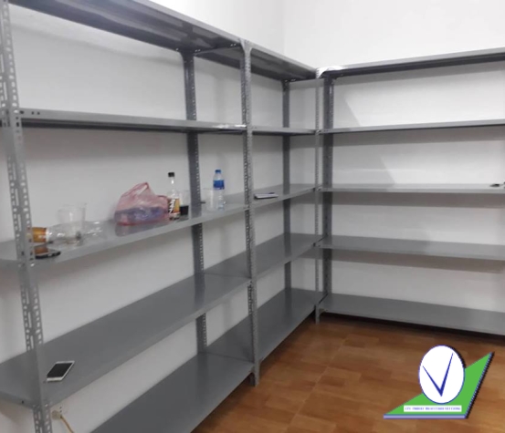 Kệ Kho Hàng Nhẹ – Kệ sắt V lỗ đa năng